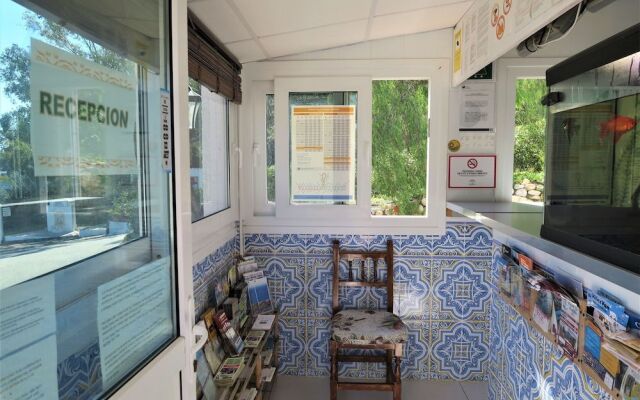 Camping & Bungalow Cueva Negra