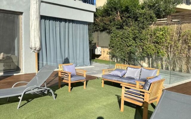 Villa with Pool-Allegria-Sheikh Zayed