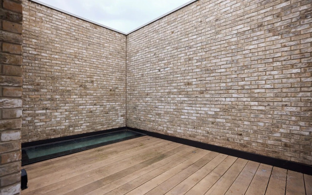 Greenwich Link Residence