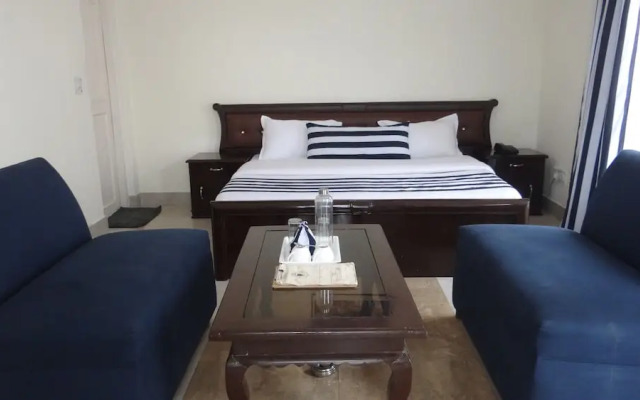 OYO 25061 Gautam Residency Chamba