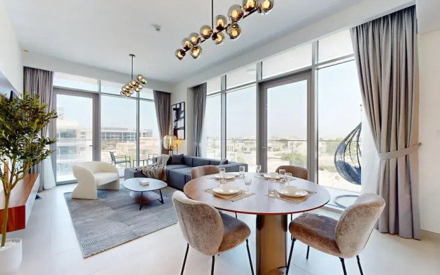 Primestay - Canal Front Residences