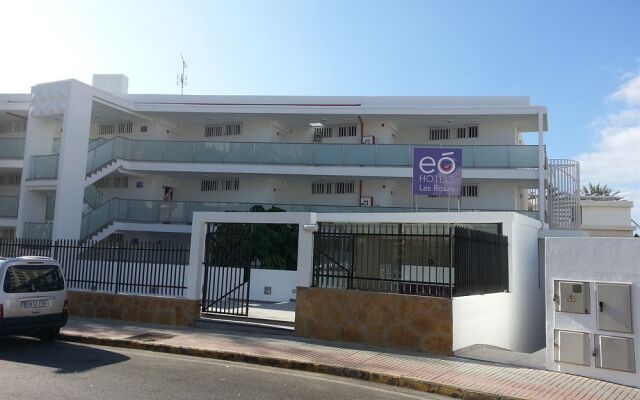 Eó Las Rosas Aparthotel
