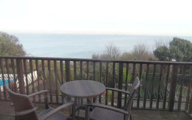 Luccombe Hall Hotel