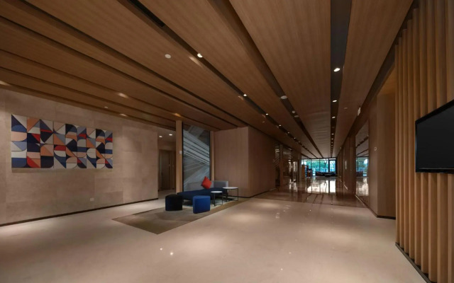 Holiday Inn Express Shanghai Pujiang by IHG