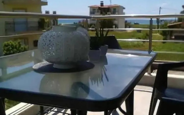 Crystallia Seaside Maisonette by Travelpro Se