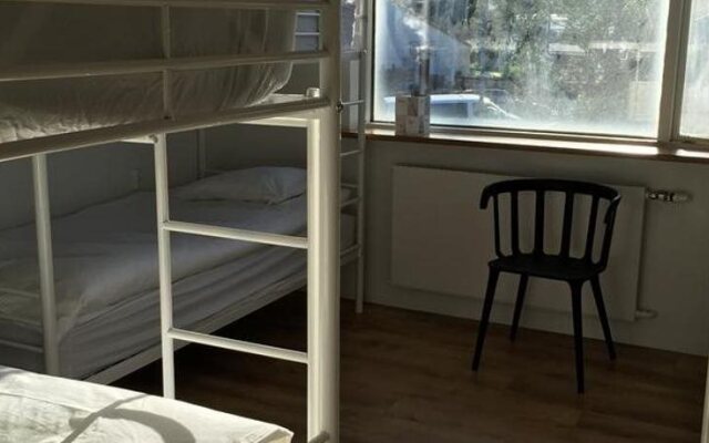 Hot Springs Hostel