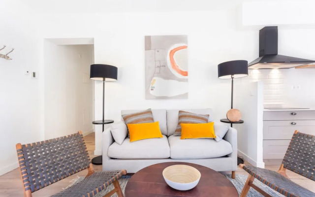 MIT House The Barn69