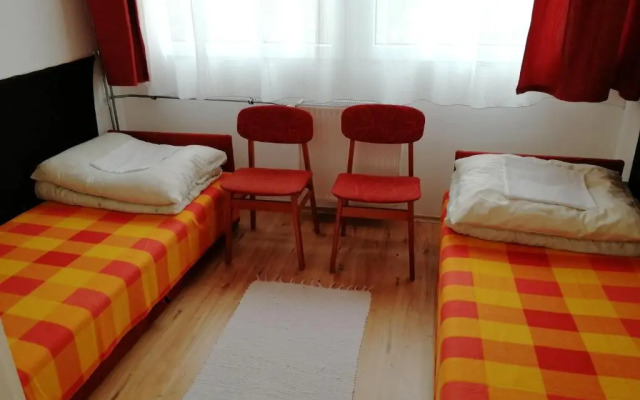 Napsugár Ifjúsági Szálló és Kemping