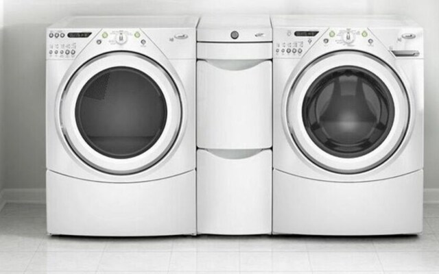 The Main 202 Central Modern Mezzanine Liv MTL