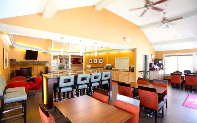 SenS Suites Livermore, SureStay Collection by Best Western