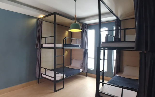 Cozycloud Backpackers Hostel