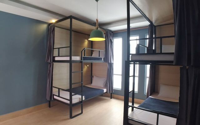 Cozycloud Backpackers Hostel