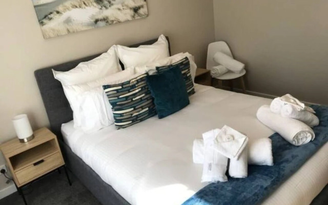 BlueFin Tuna Fishermen Whale Watching