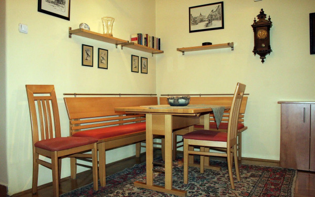 Central Holiday Apartments