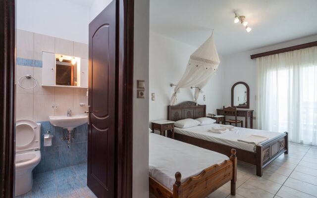 Evgatis Hotel