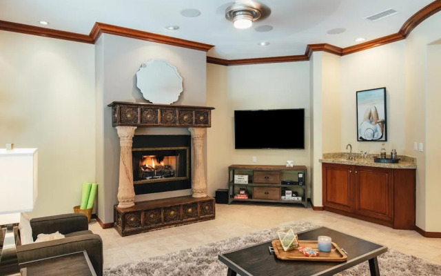 Villa Palma by AvantStay | Villa in Coachella w/ Pool & Spa | Sleeps 15!