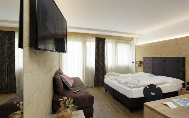 Hotel Sporting Ravelli