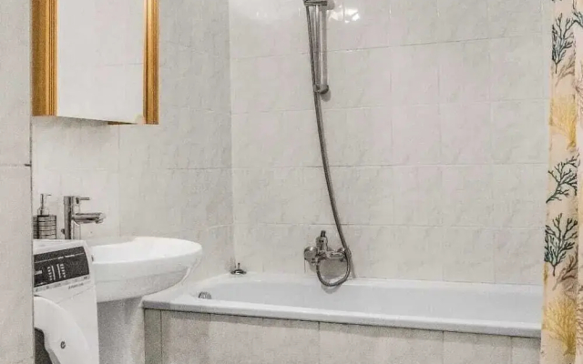 2BR Apt Next to Vienna Vibrant Center