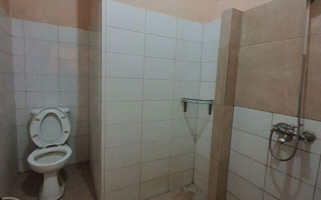 OYO 2000 Dago Asri Guesthouse