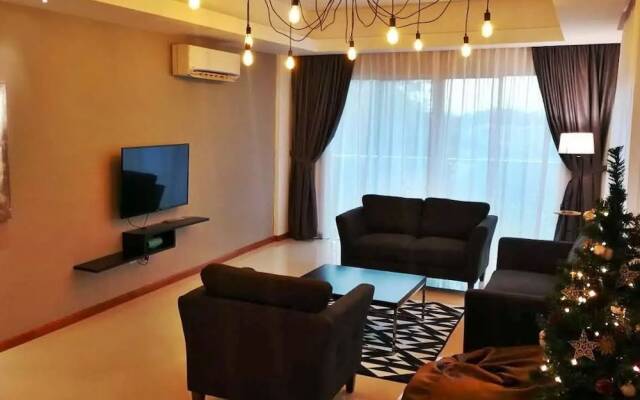 The N Suites Cozy and Spacious