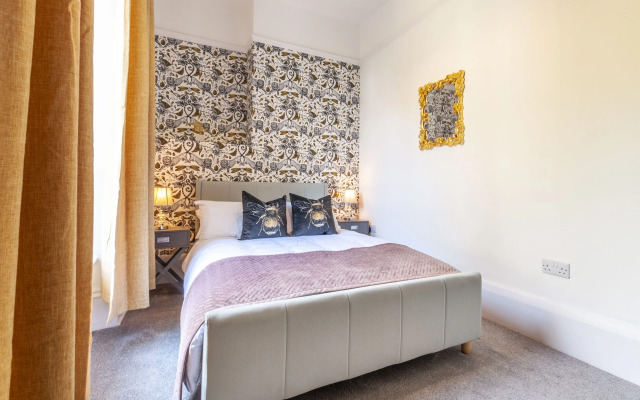 Wyndham Square Apartments by K Boutique