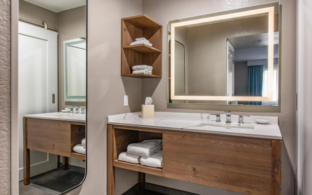 Staybridge Suites Oxnard River Ridge by IHG