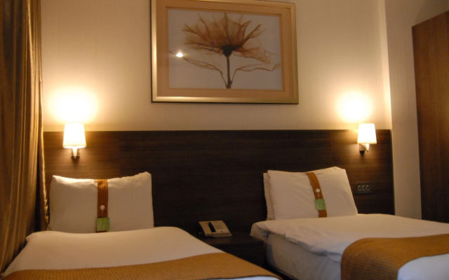 Crowne Plaza London - Kingston by IHG