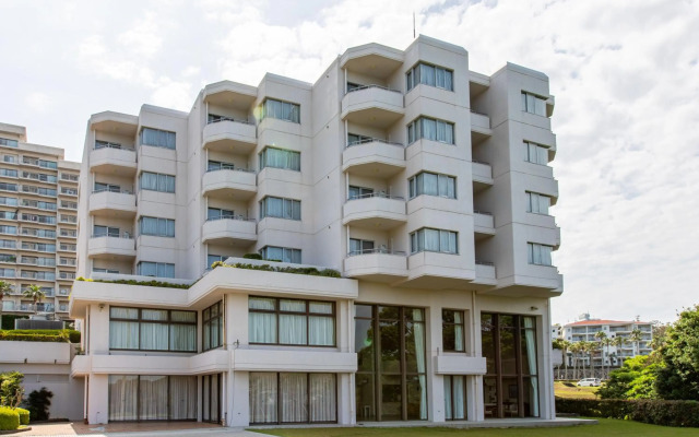 Wisterian Life Club Toba