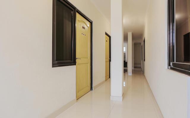 Capital O 141 Fatmawati Cozy Residence