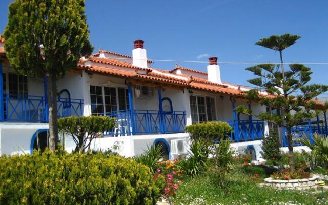 Bungalows Lemoni
