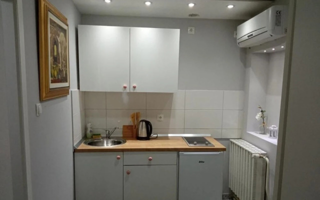 Villa Lucia Apartments & Rooms