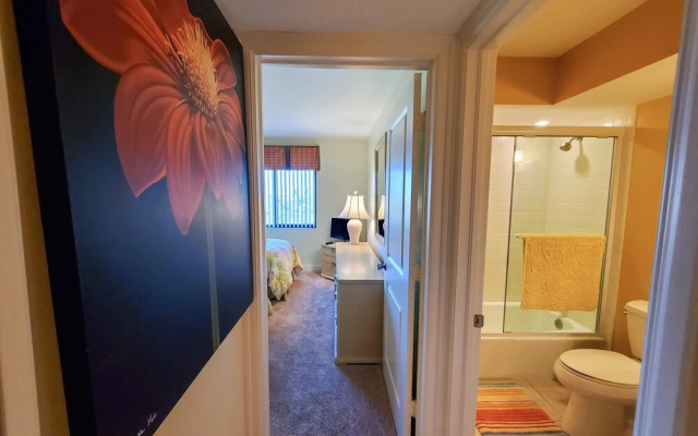 Vinncent's Sea Isles Condo