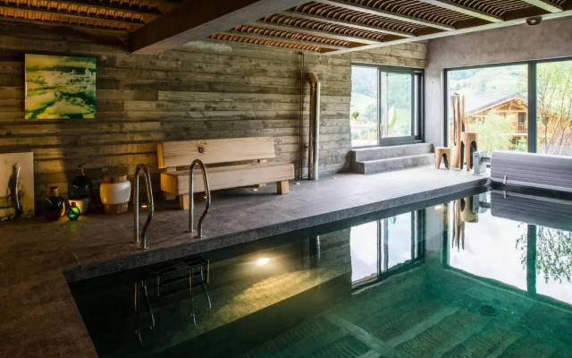 Luxueux chalet 4 chambres avec piscine et hammam