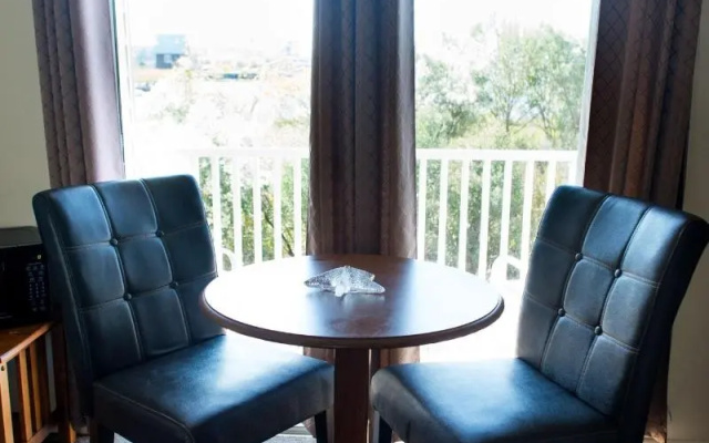 Waterside Inn