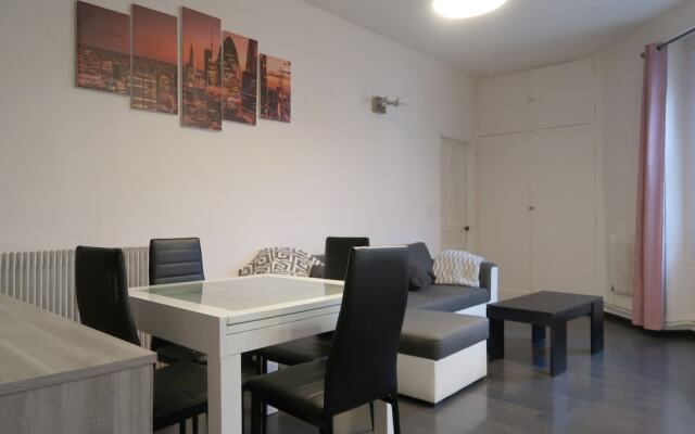 Le République - Cosy & Clean