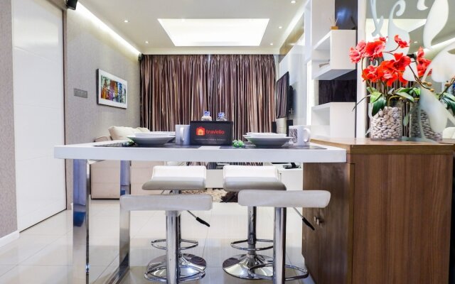 Furnished 1BR City View Casa Grande Apartment