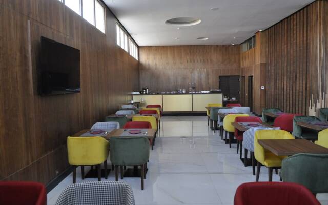 Dakhla Boarding Hotel & Restaurant