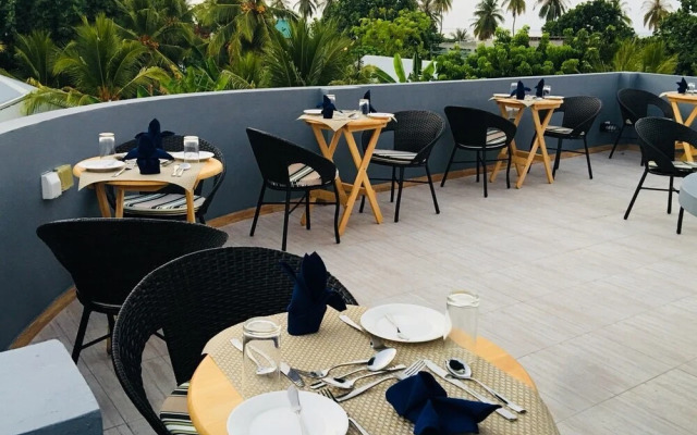 Five Coral Inn