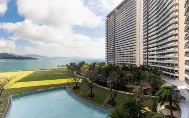 Zhulang Binhai Holiday Apartment (Wanning Riyuewan Shop)
