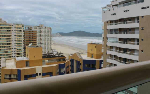 A011 - Apto com churrasqueira e 2 vagas de garagem