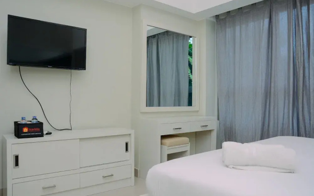 Studio Apartment with Garden View at The Springlake View Summarecon