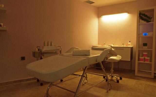 Summertime Boutique Hotel & Spa