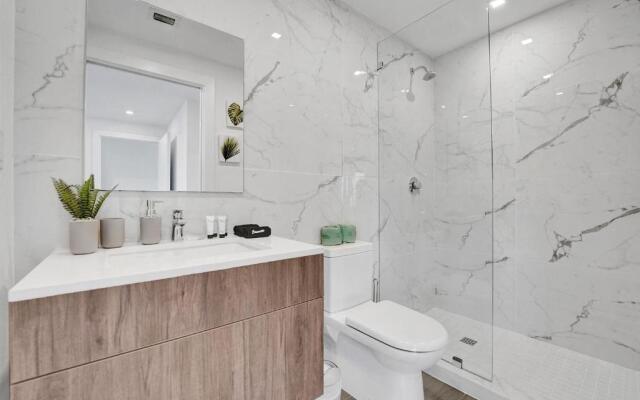 Up East Townhomes by Nomada Residences