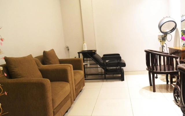 Grand Cakra Hotel