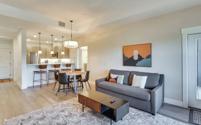 Suncadia Resort Condo: Balcony & Golf Course Views
