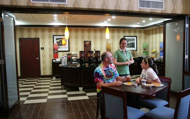 Hampton Inn & Suites Brenham