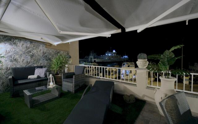 Aquaemaris Apartment