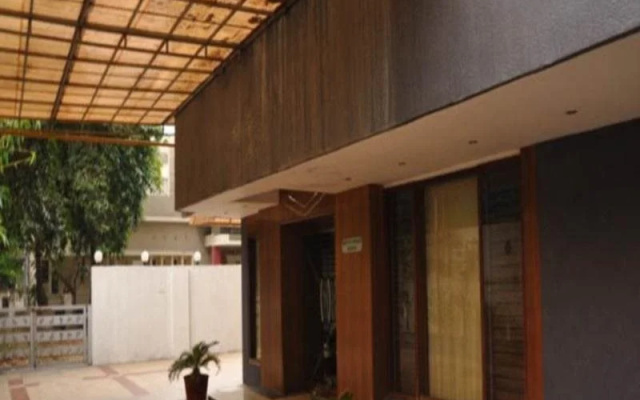Hotel Orchid 24x7