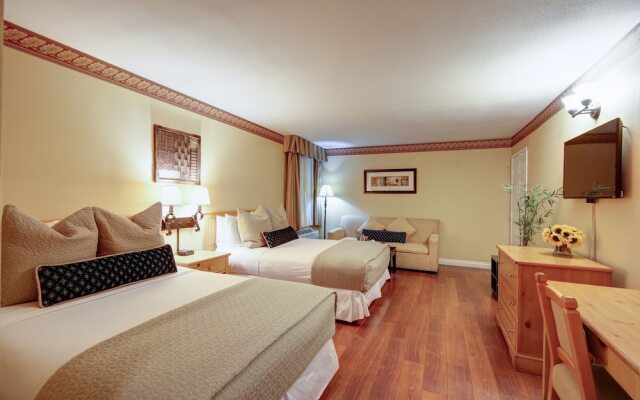 The Green Room Hotel