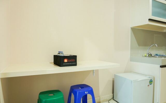 Modern 1BR Apartment at Puri Orchard